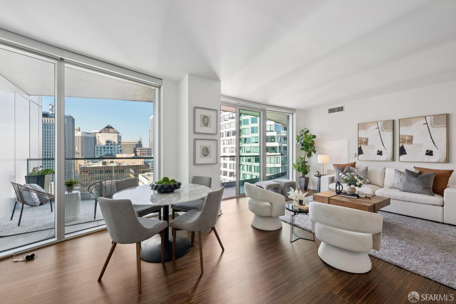 Photo #8: 425091375 Listing: Photo #8