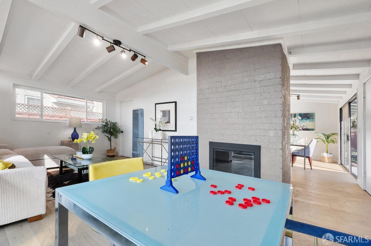 Detail Gallery Image 7 of 31 For 10860 Wunderlich Dr, Cupertino,  CA 95014 - 3 Beds | 1 Baths