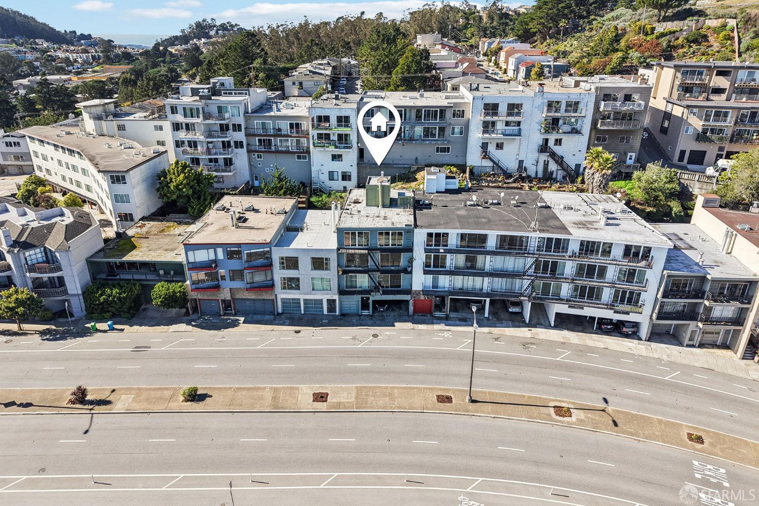 Detail Gallery Image 65 of 73 For 172 Portola Dr, San Francisco,  CA 94131 - – Beds | – Baths