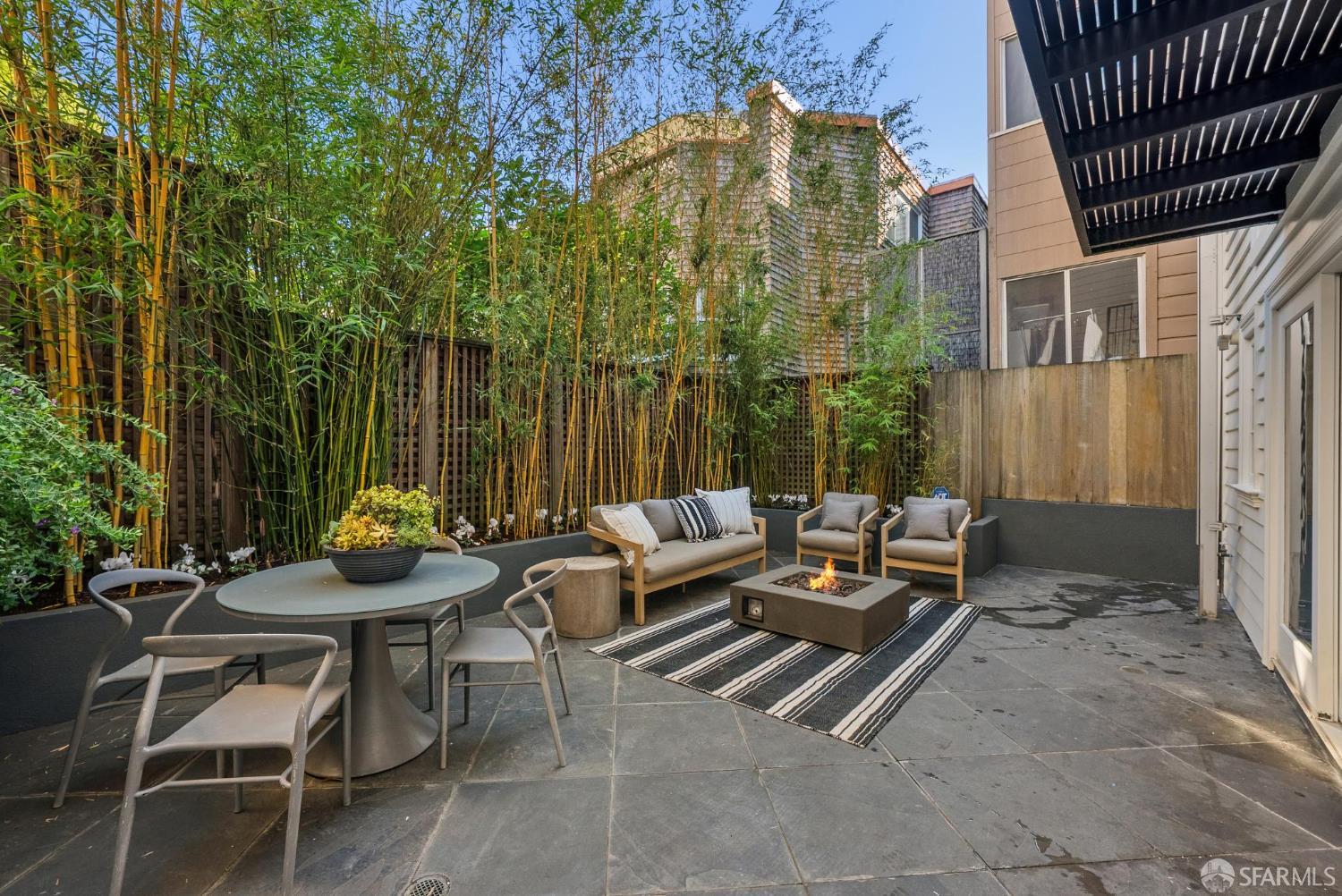 Detail Gallery Image 71 of 72 For 330 Locust St, San Francisco,  CA 94118 - 5 Beds | 5/1 Baths