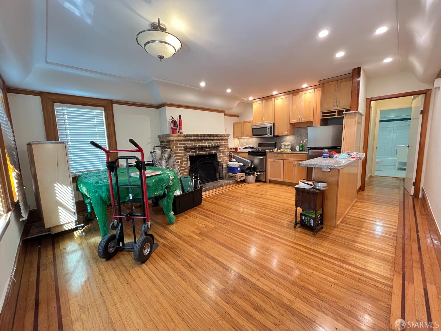 Detail Gallery Image 12 of 35 For 600 39th Ave, San Francisco,  CA 94121 - – Beds | – Baths