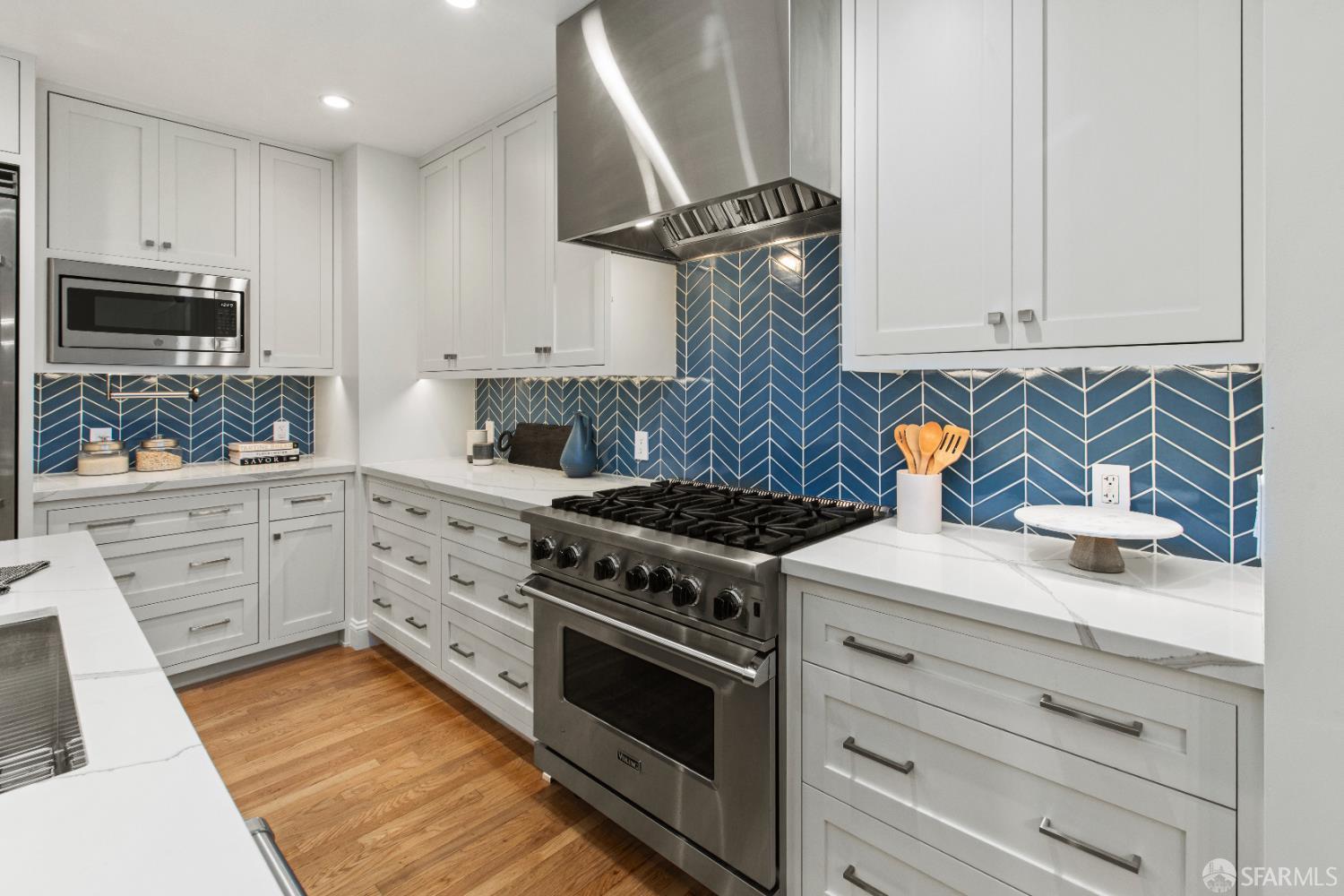 Detail Gallery Image 15 of 87 For 22 Shawnee Ave, San Francisco,  CA 94112 - 3 Beds | 2 Baths