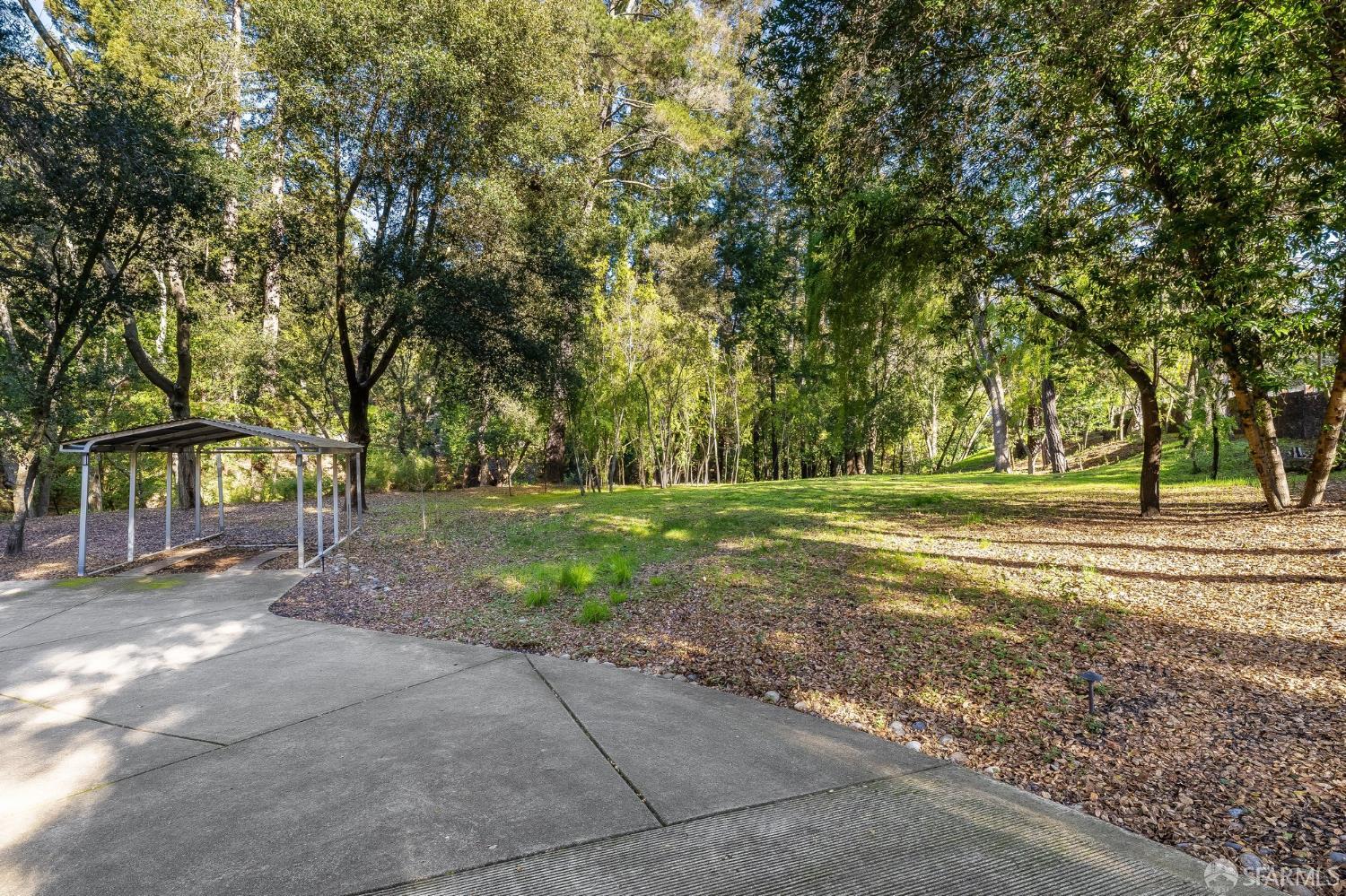 Detail Gallery Image 3 of 38 For 173 Glorietta Blvd, Orinda,  CA 94563 - 3 Beds | 2 Baths