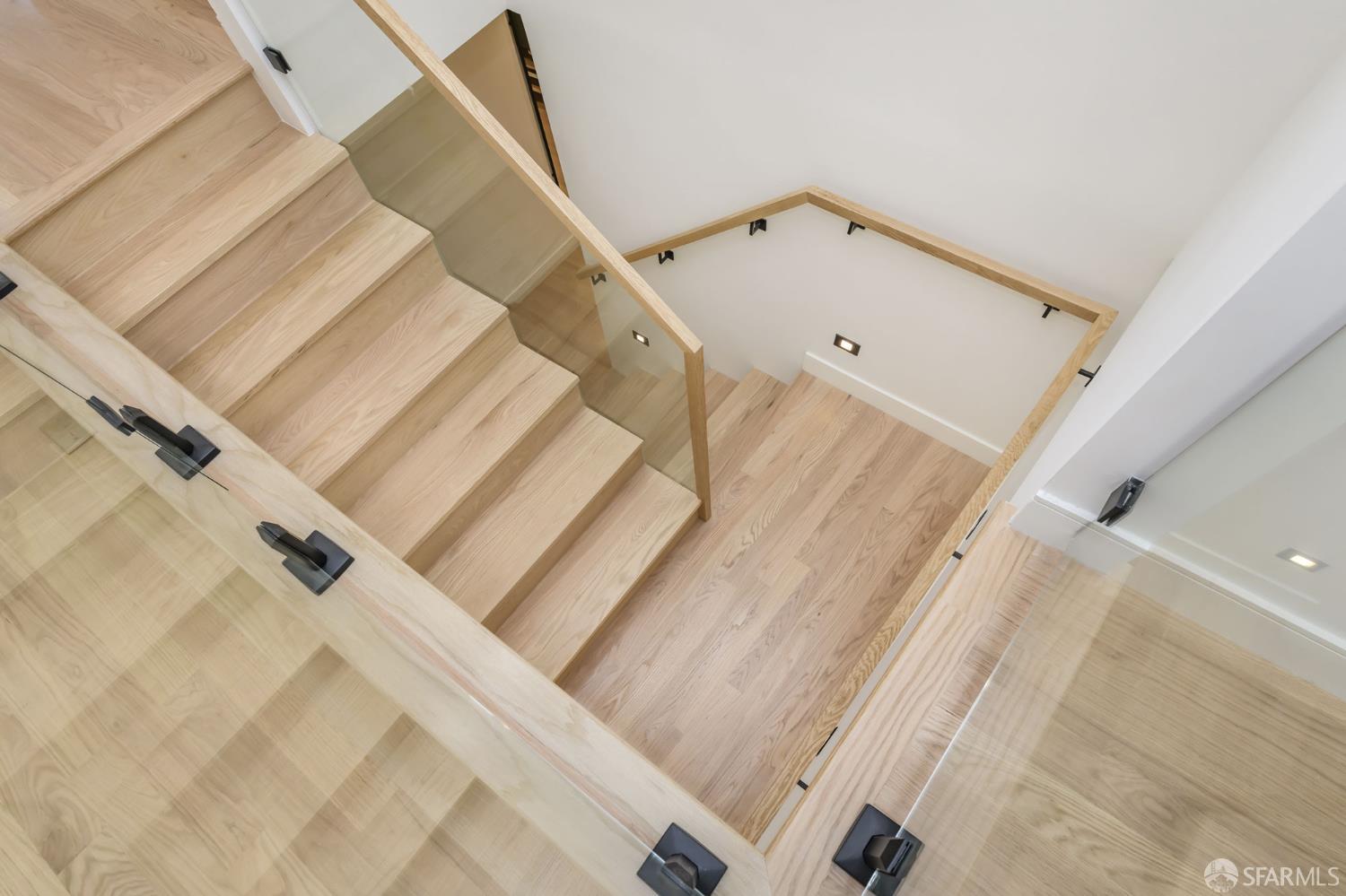 Detail Gallery Image 22 of 37 For 155 Flood Ave, San Francisco,  CA 94131 - 3 Beds | 2/1 Baths