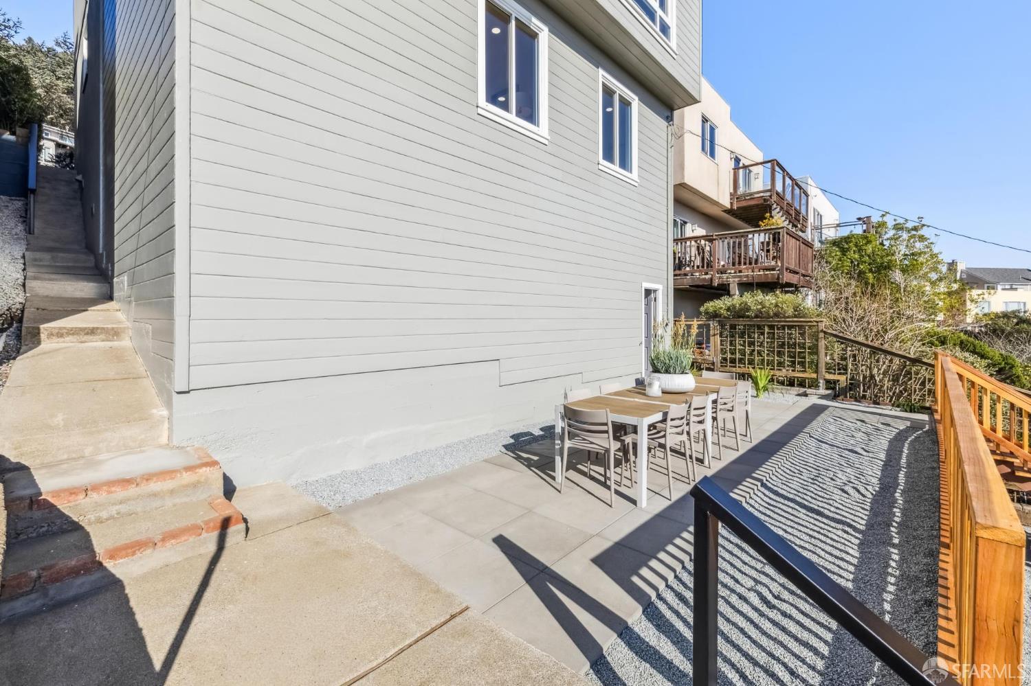 Detail Gallery Image 68 of 90 For 591 Los Palmos Dr, San Francisco,  CA 94127 - 4 Beds | 2 Baths