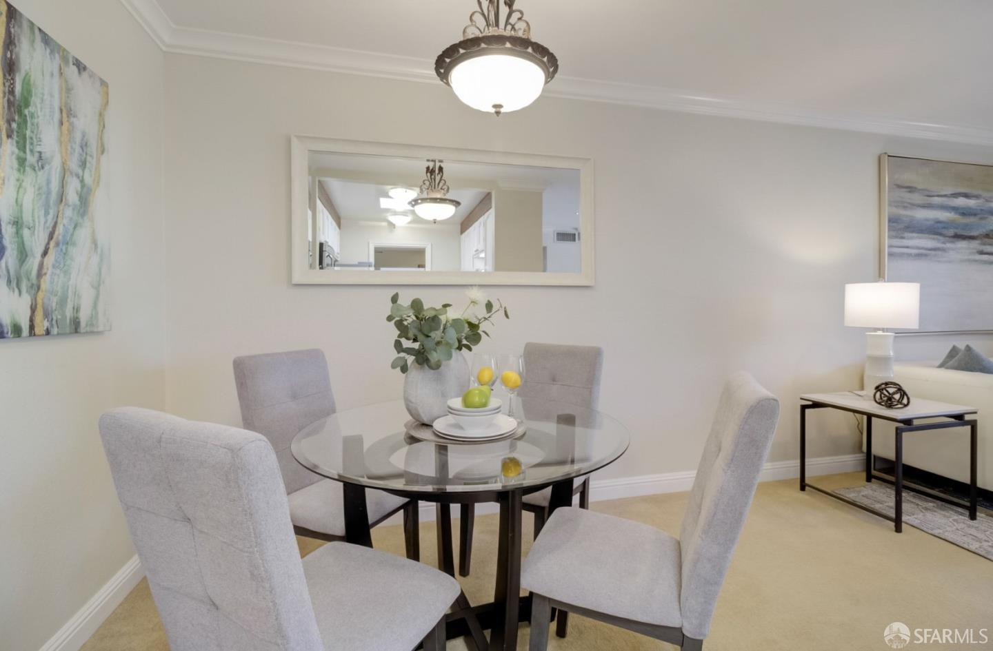 Detail Gallery Image 7 of 35 For 1210 Bellevue Ave #403,  Burlingame,  CA 94010 - 1 Beds | 1 Baths