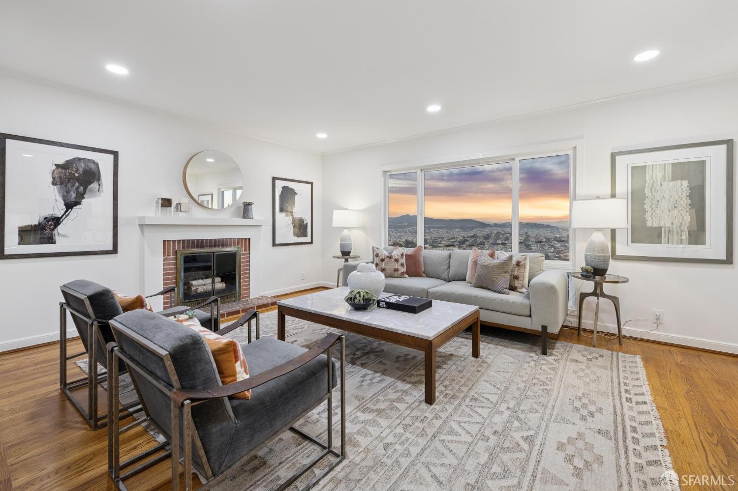 Detail Gallery Image 22 of 90 For 591 Los Palmos Dr, San Francisco,  CA 94127 - 4 Beds | 2 Baths