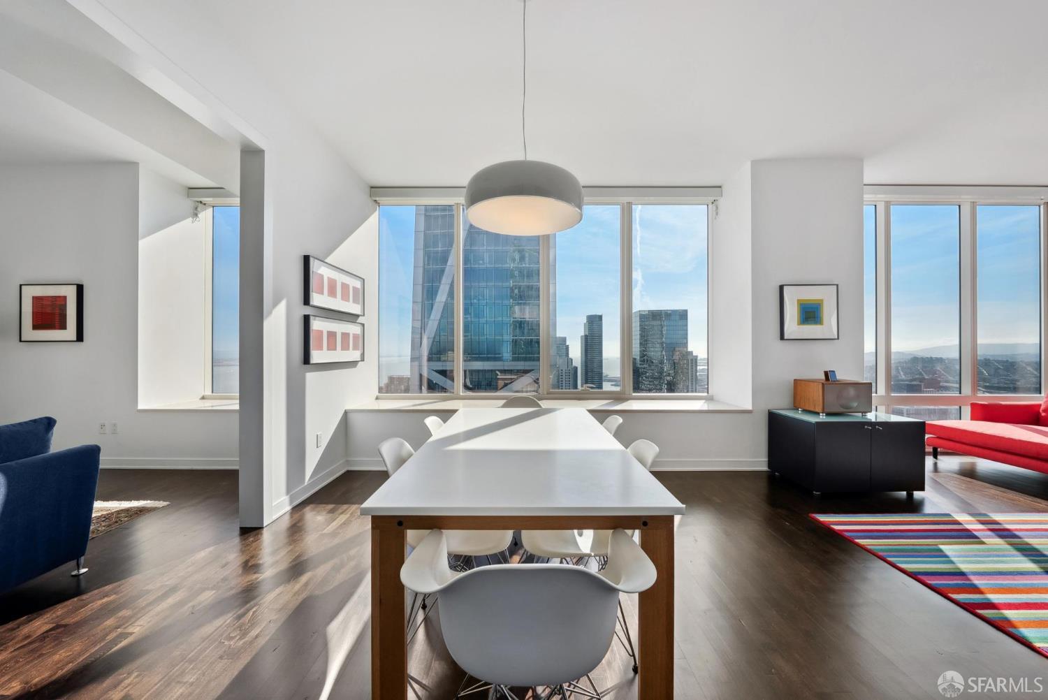 Detail Gallery Image 4 of 49 For 301 Mission St 52d,  San Francisco,  CA 94105 - 2 Beds | 3 Baths