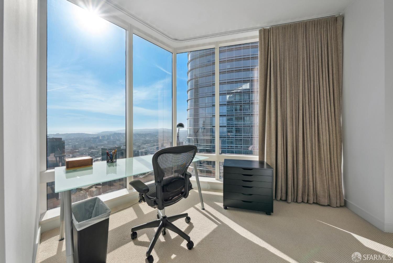 Detail Gallery Image 17 of 49 For 301 Mission St 52d,  San Francisco,  CA 94105 - 2 Beds | 3 Baths