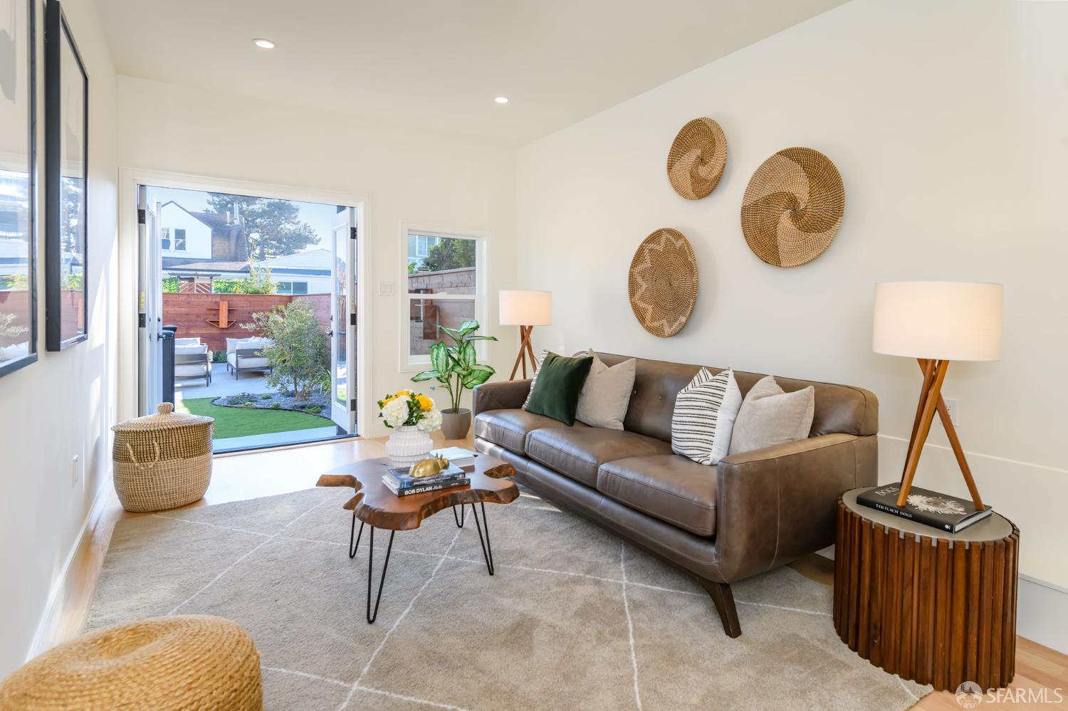 Detail Gallery Image 30 of 37 For 155 Flood Ave, San Francisco,  CA 94131 - 3 Beds | 2/1 Baths