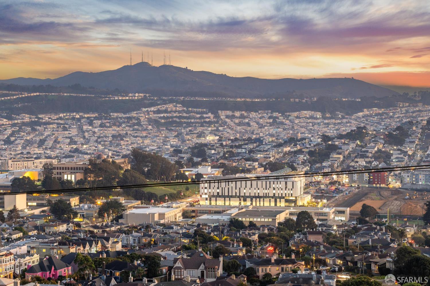 Detail Gallery Image 17 of 90 For 591 Los Palmos Dr, San Francisco,  CA 94127 - 4 Beds | 2 Baths