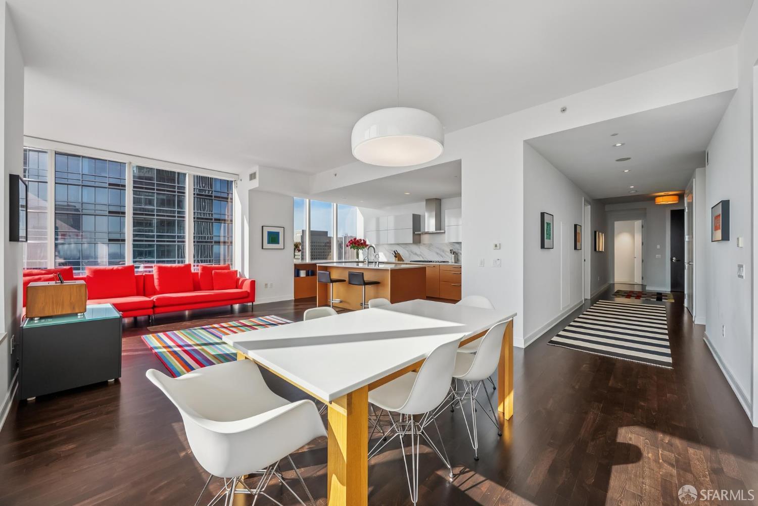 Detail Gallery Image 5 of 49 For 301 Mission St 52d,  San Francisco,  CA 94105 - 2 Beds | 3 Baths