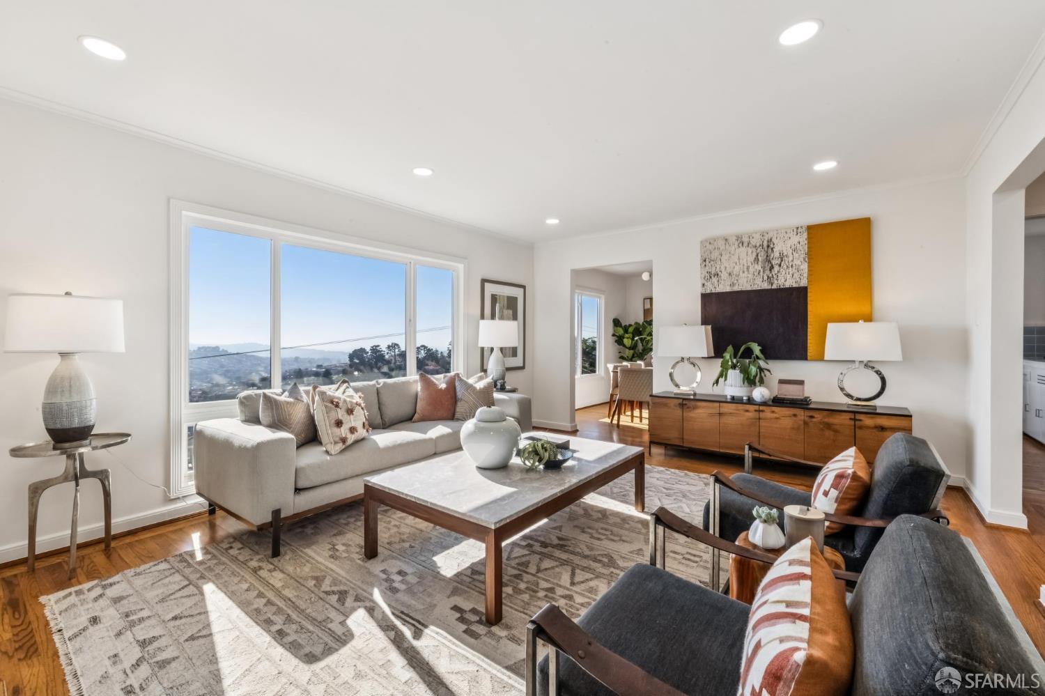 Detail Gallery Image 27 of 90 For 591 Los Palmos Dr, San Francisco,  CA 94127 - 4 Beds | 2 Baths