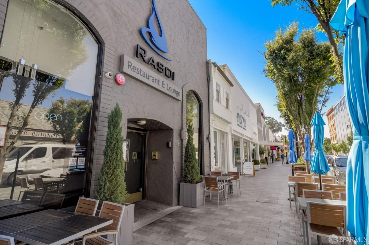 Detail Gallery Image 31 of 35 For 1210 Bellevue Ave #403,  Burlingame,  CA 94010 - 1 Beds | 1 Baths