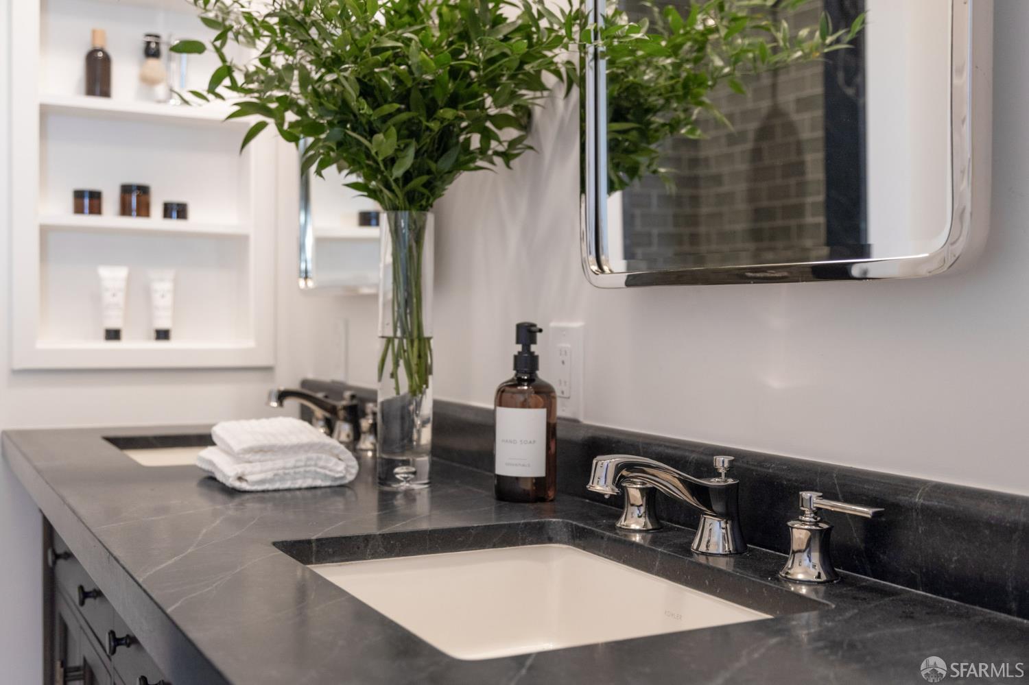 Photo #30: 426101632 Listing: Photo #30