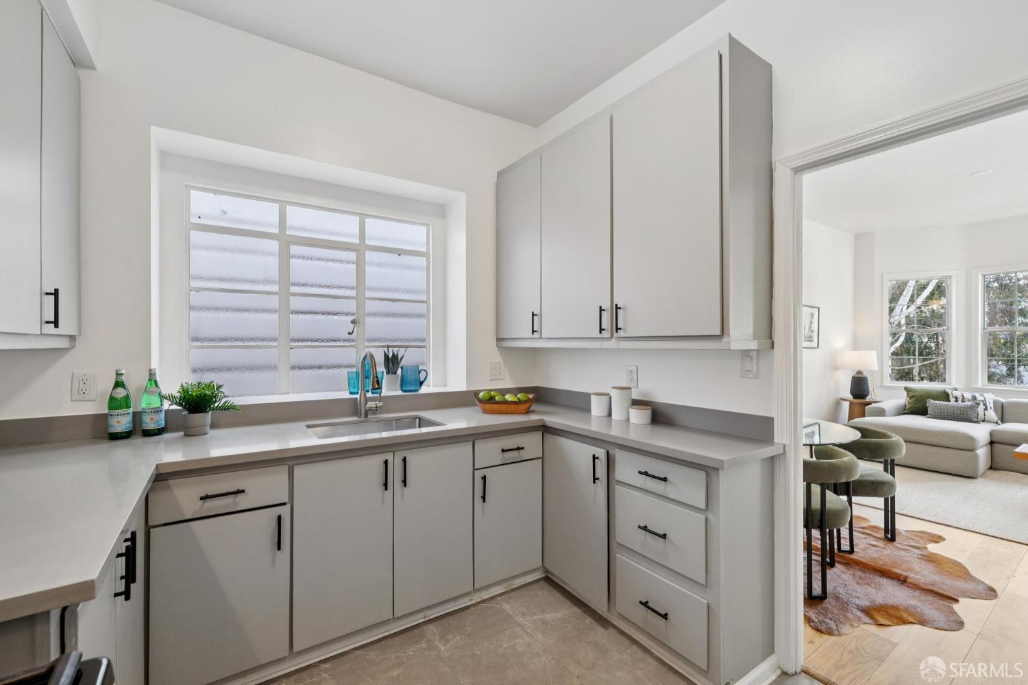 Detail Gallery Image 18 of 42 For 160 Julian Ave #3,  San Francisco,  CA 94103 - 2 Beds | 1 Baths