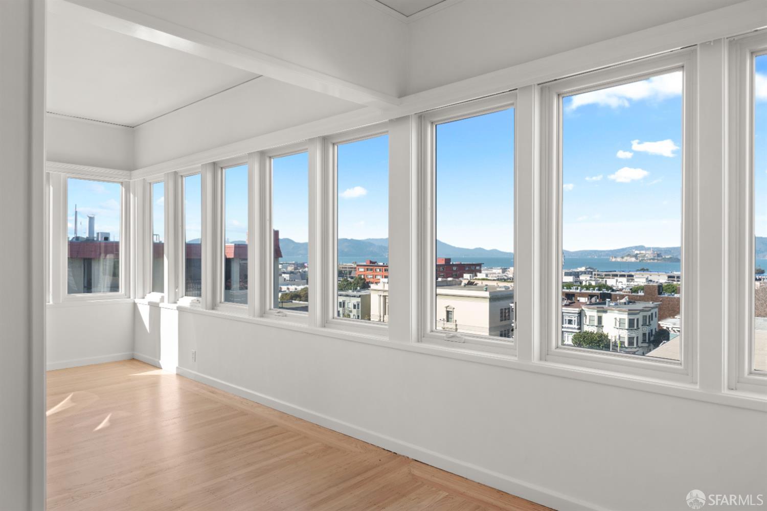 Detail Gallery Image 18 of 90 For 392 Chestnut St, San Francisco,  CA 94133 - – Beds | – Baths