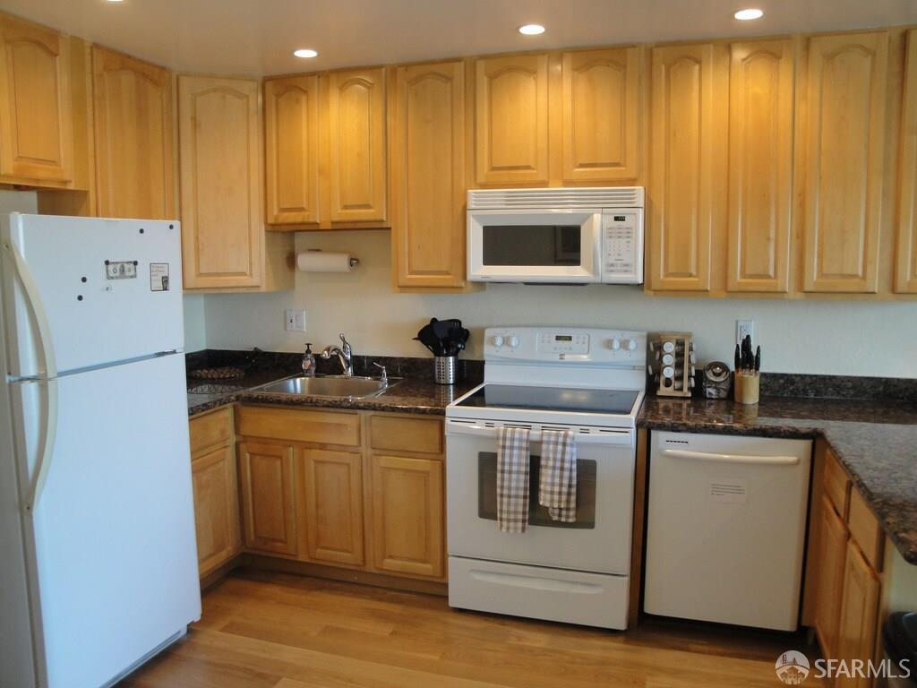 Detail Gallery Image 56 of 73 For 172 Portola Dr, San Francisco,  CA 94131 - – Beds | – Baths