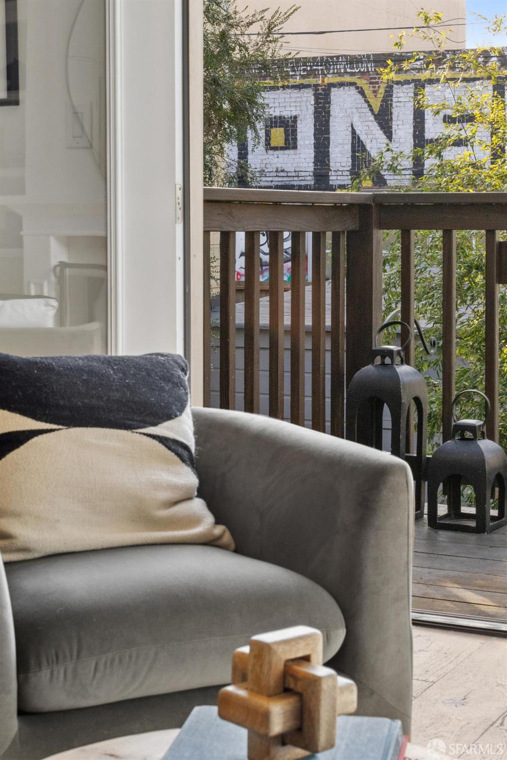 Detail Gallery Image 21 of 42 For 160 Julian Ave #3,  San Francisco,  CA 94103 - 2 Beds | 1 Baths