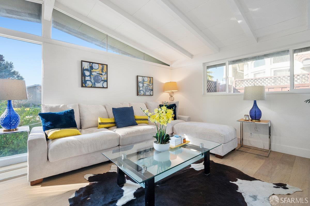 Detail Gallery Image 2 of 31 For 10860 Wunderlich Dr, Cupertino,  CA 95014 - 3 Beds | 1 Baths