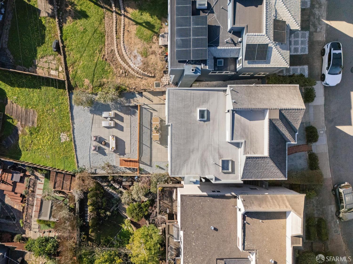 Detail Gallery Image 7 of 90 For 591 Los Palmos Dr, San Francisco,  CA 94127 - 4 Beds | 2 Baths