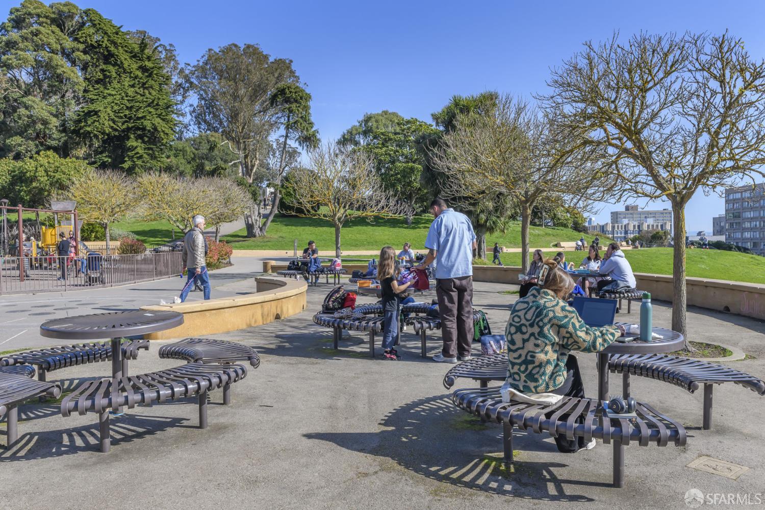 Detail Gallery Image 22 of 34 For 1701 Broadway #1,  San Francisco,  CA 94109 - 2 Beds | 2 Baths