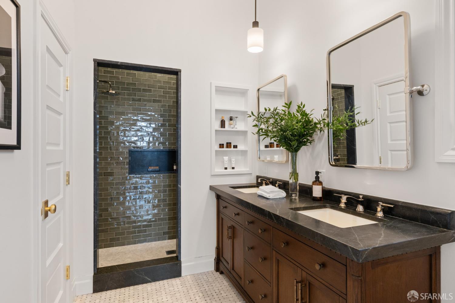 Photo #27: 426101632 Listing: Photo #27