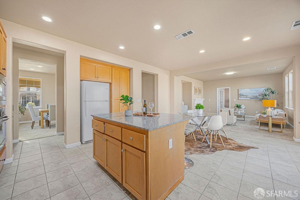 Detail Gallery Image 16 of 59 For 4531 Le Conte Cir, Antioch,  CA 94531 - 5 Beds | 3/1 Baths