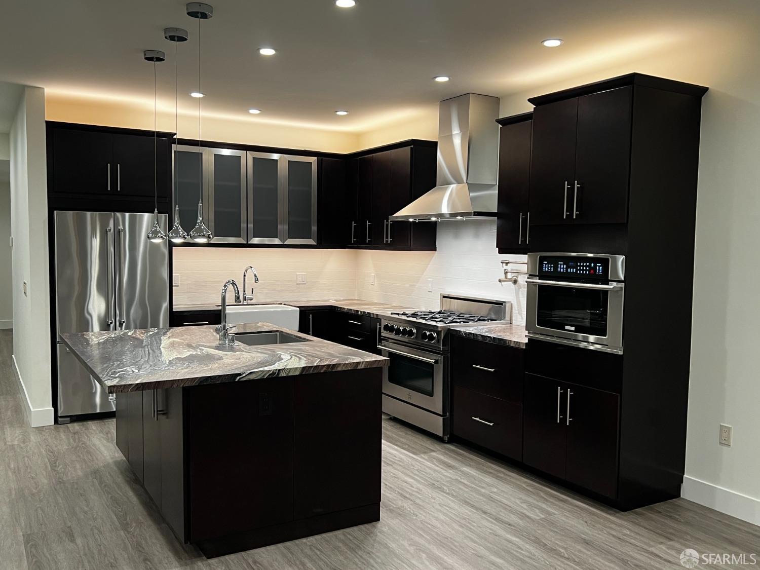 Detail Gallery Image 30 of 82 For 1671 34th Ave, San Francisco,  CA 94122 - 5 Beds | 3 Baths