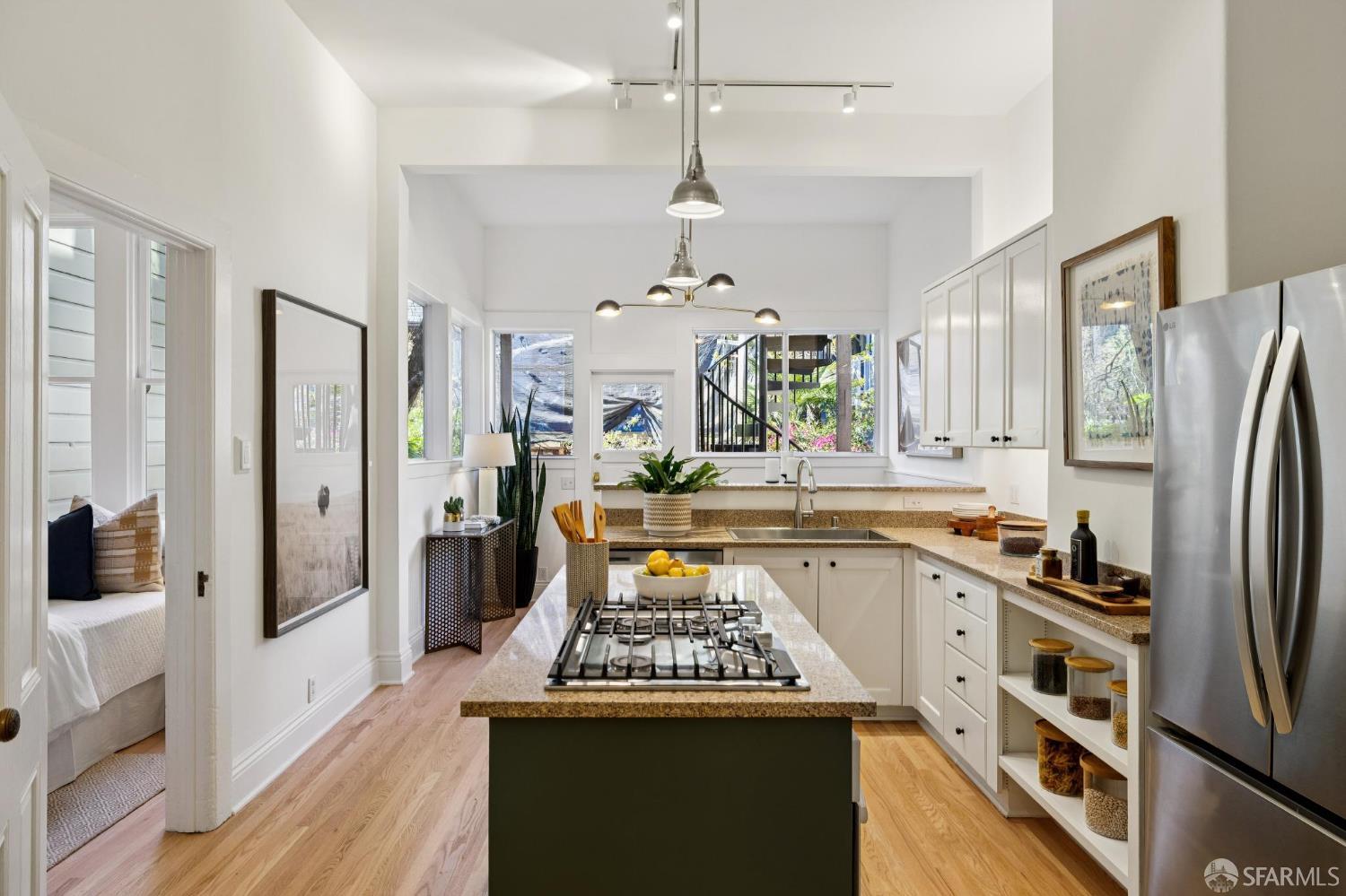 Photo #19: 425091990 Listing: Photo #19