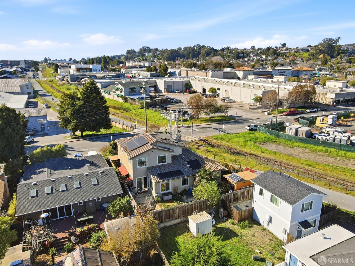 Detail Gallery Image 44 of 48 For 820 Almar Ave, Santa Cruz,  CA 95060 - 3 Beds | 2/1 Baths