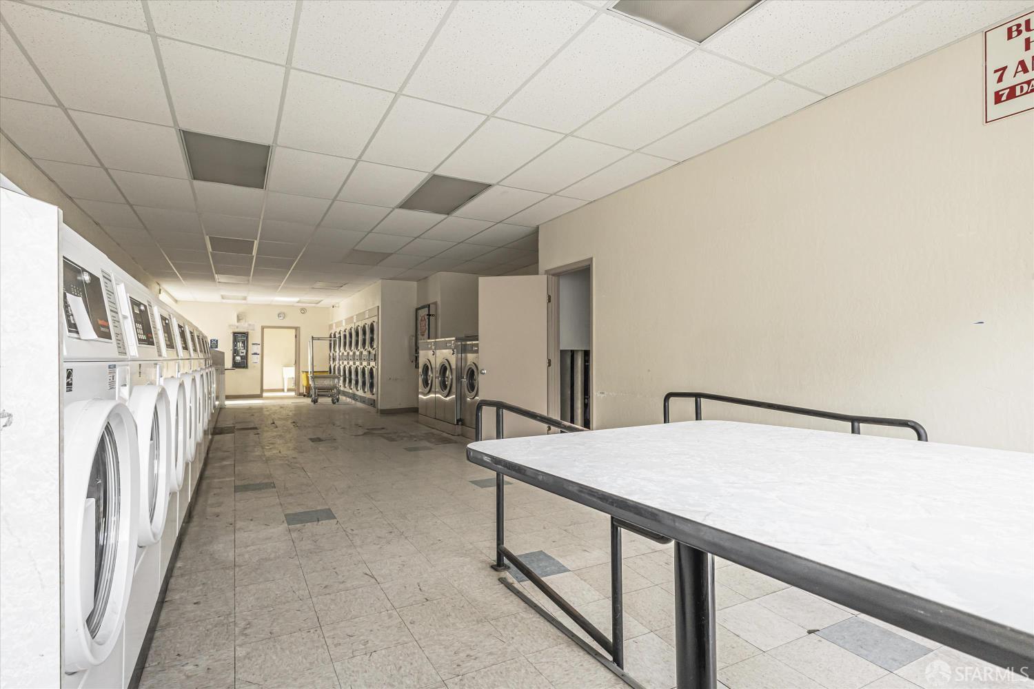 Detail Gallery Image 36 of 72 For 1733 Leavenworth St, San Francisco,  CA 94109 - – Beds | – Baths