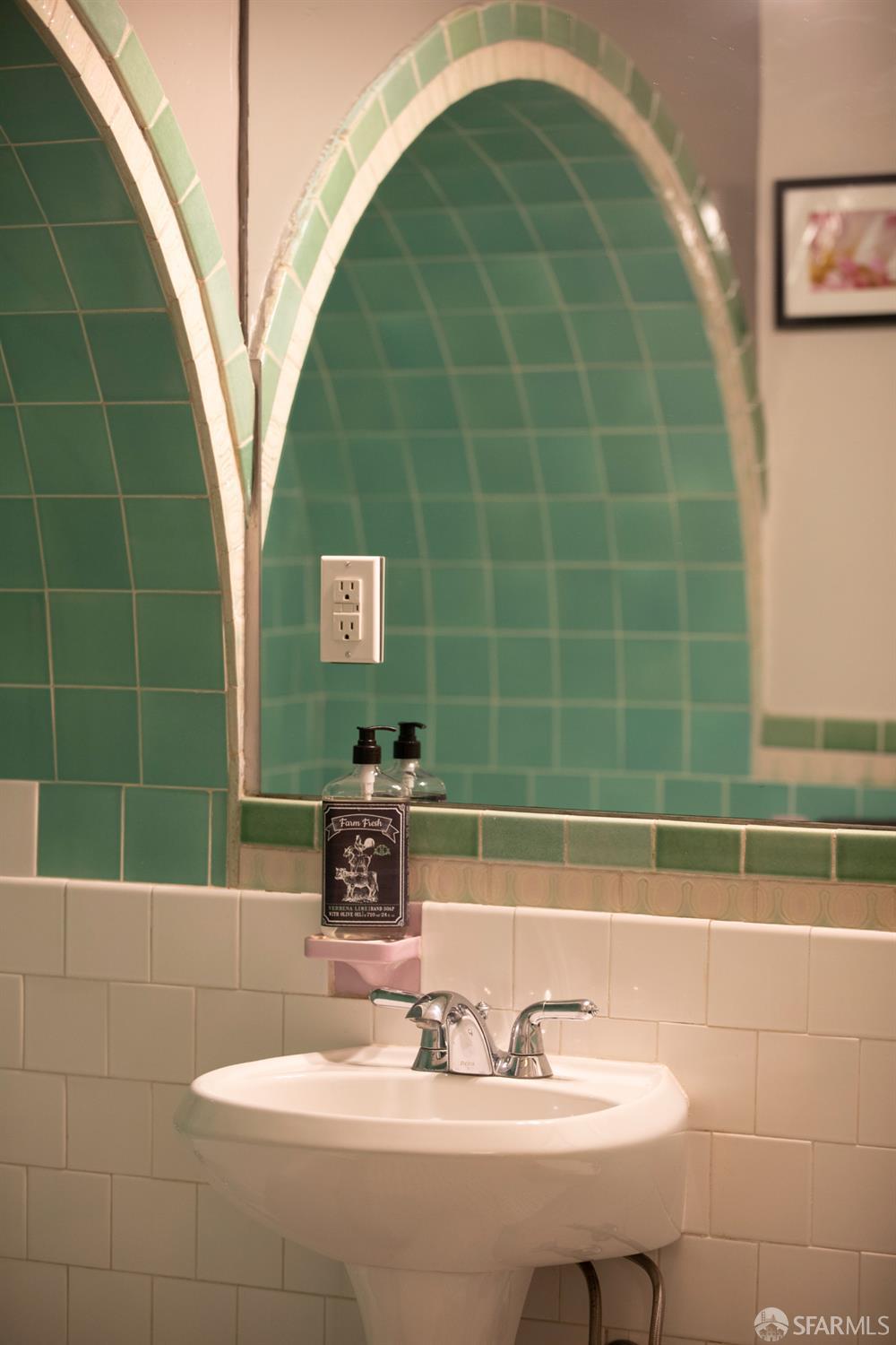 Detail Gallery Image 27 of 56 For 2701 Van Ness Ave #403,  San Francisco,  CA 94109 - 0 Beds | 1 Baths