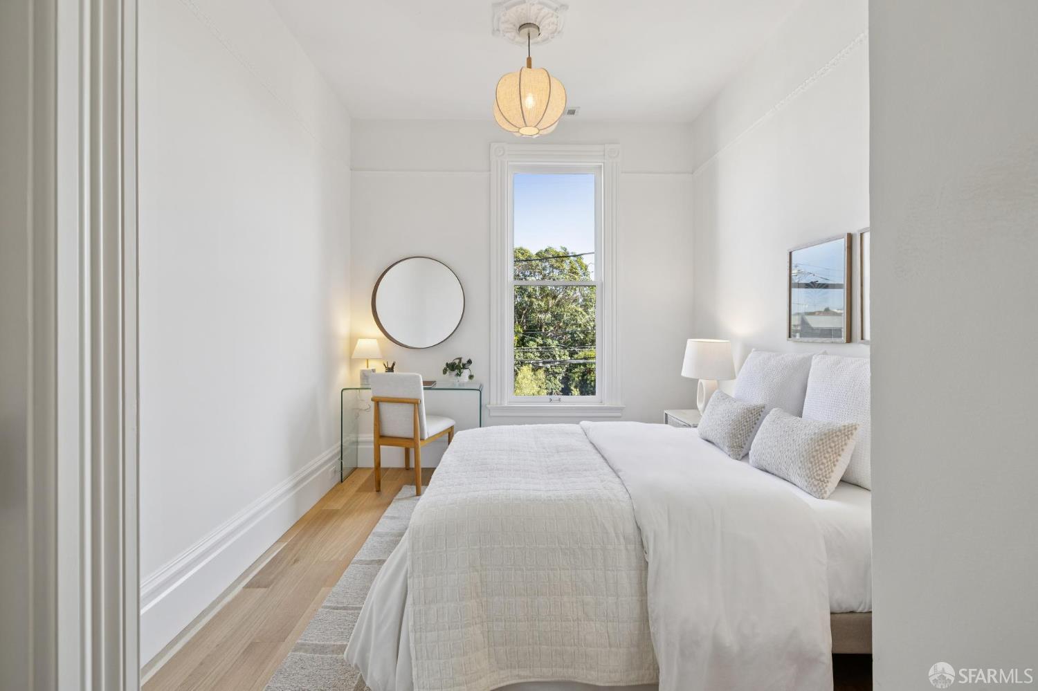 Detail Gallery Image 26 of 39 For 826 Diamond St, San Francisco,  CA 94114 - – Beds | – Baths