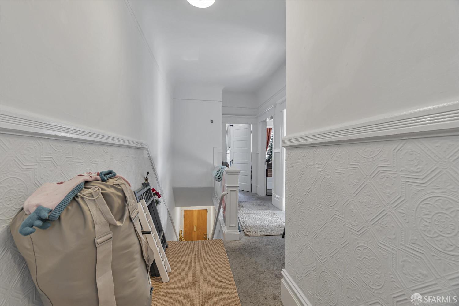 Detail Gallery Image 3 of 72 For 1733 Leavenworth St, San Francisco,  CA 94109 - – Beds | – Baths