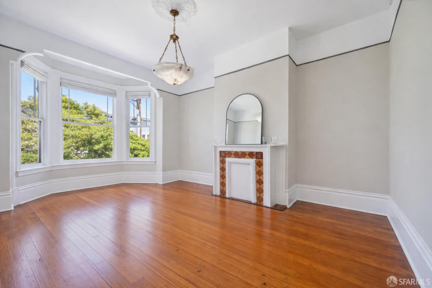 Detail Gallery Image 18 of 34 For 1409 Mcallister St, San Francisco,  CA 94115 - 4 Beds | 3 Baths