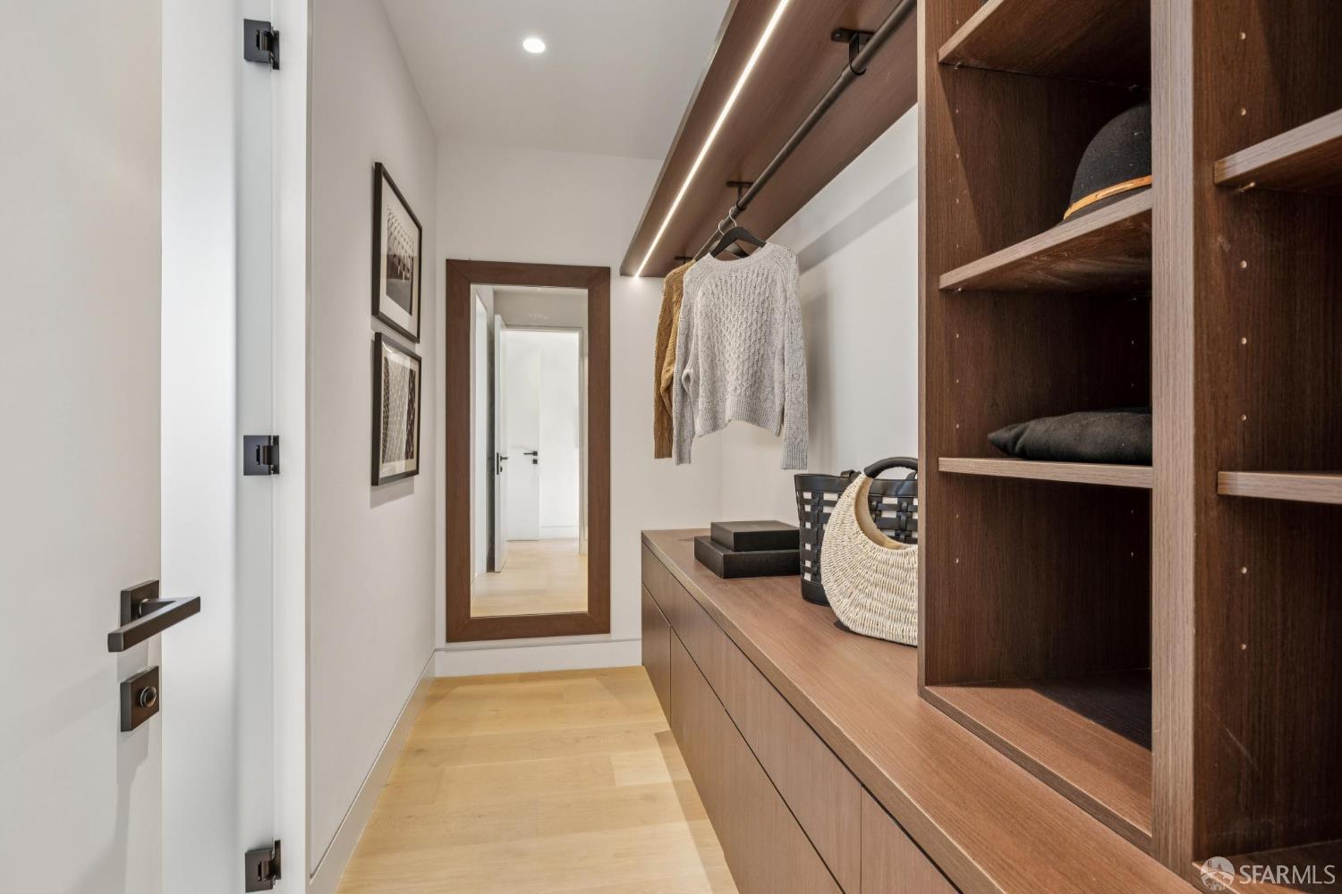 Detail Gallery Image 33 of 71 For 199 Brentwood Ave, San Francisco,  CA 94127 - 4 Beds | 4/1 Baths