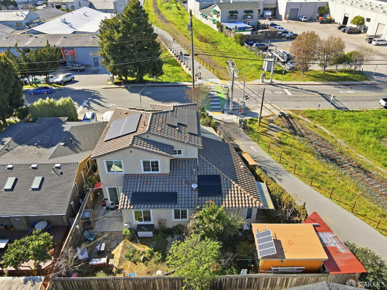 Detail Gallery Image 45 of 48 For 820 Almar Ave, Santa Cruz,  CA 95060 - 3 Beds | 2/1 Baths