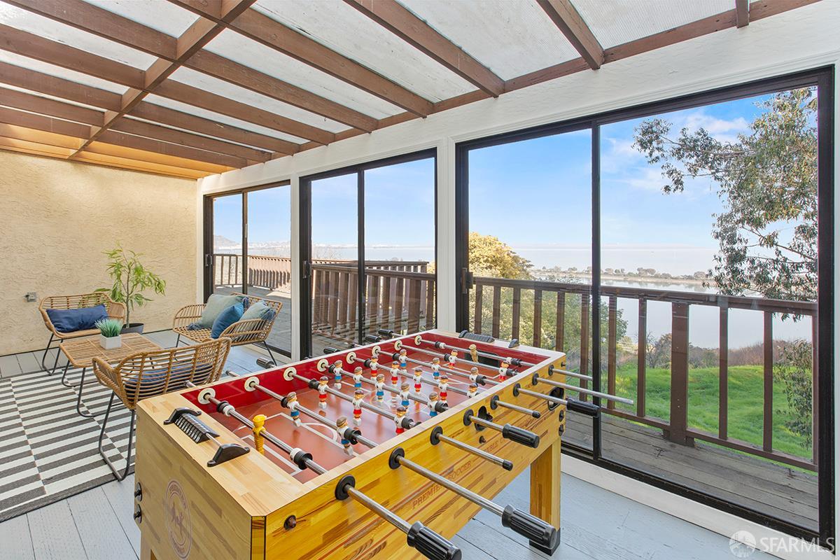 Detail Gallery Image 6 of 65 For 169 Tulare St, Brisbane,  CA 94005 - 4 Beds | 3 Baths