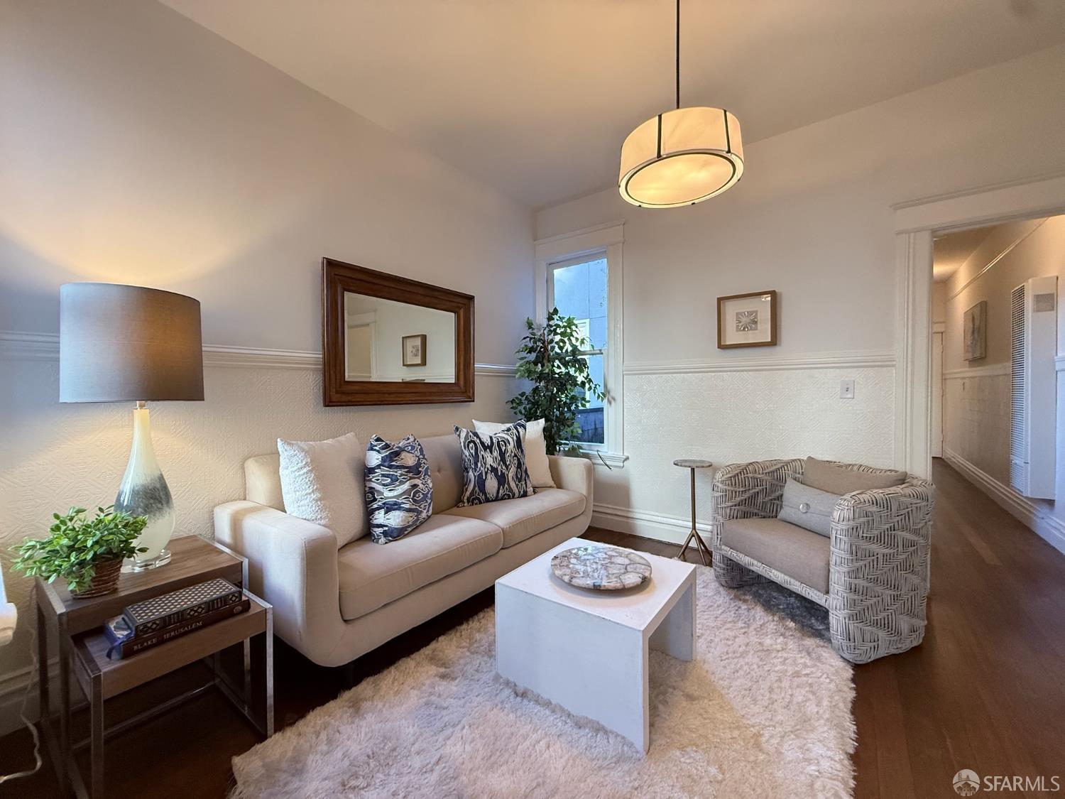 Detail Gallery Image 7 of 15 For 39 Moss St, San Francisco,  CA 94103 - 2 Beds | 1 Baths