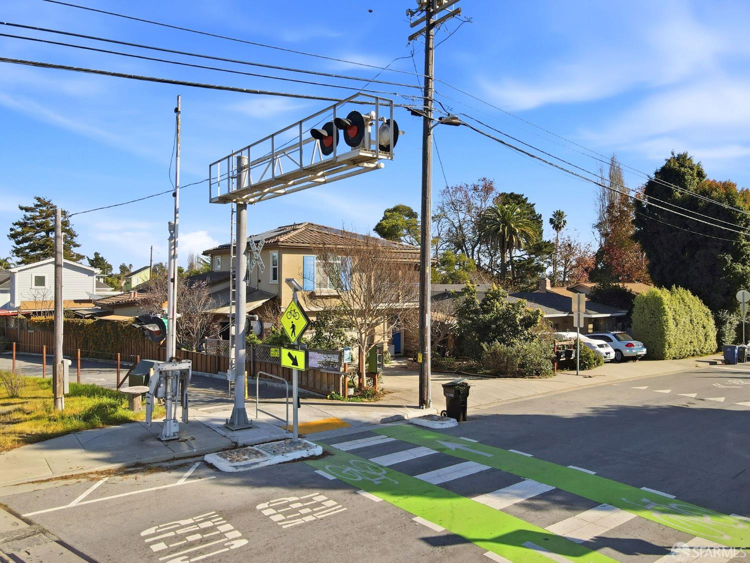 Detail Gallery Image 48 of 48 For 820 Almar Ave, Santa Cruz,  CA 95060 - 3 Beds | 2/1 Baths