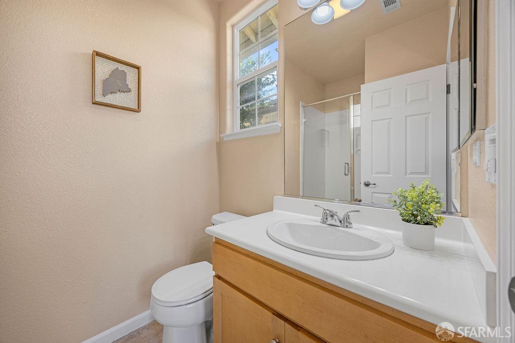 Detail Gallery Image 32 of 59 For 4531 Le Conte Cir, Antioch,  CA 94531 - 5 Beds | 3/1 Baths