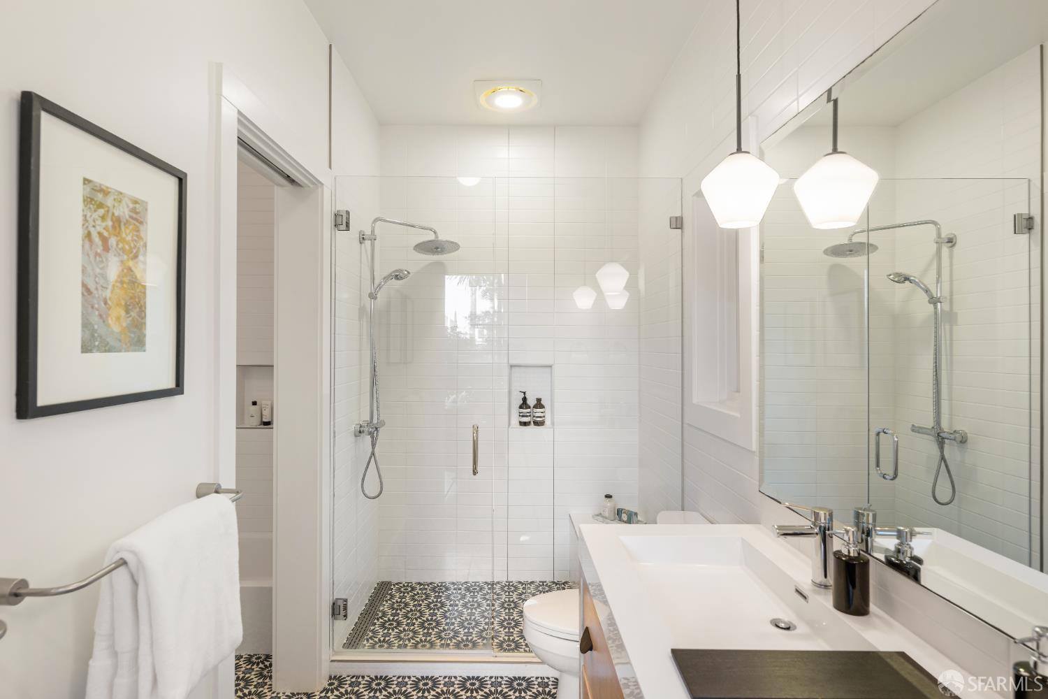 Detail Gallery Image 16 of 30 For 1159 Church St, San Francisco,  CA 94114 - 3 Beds | 3 Baths