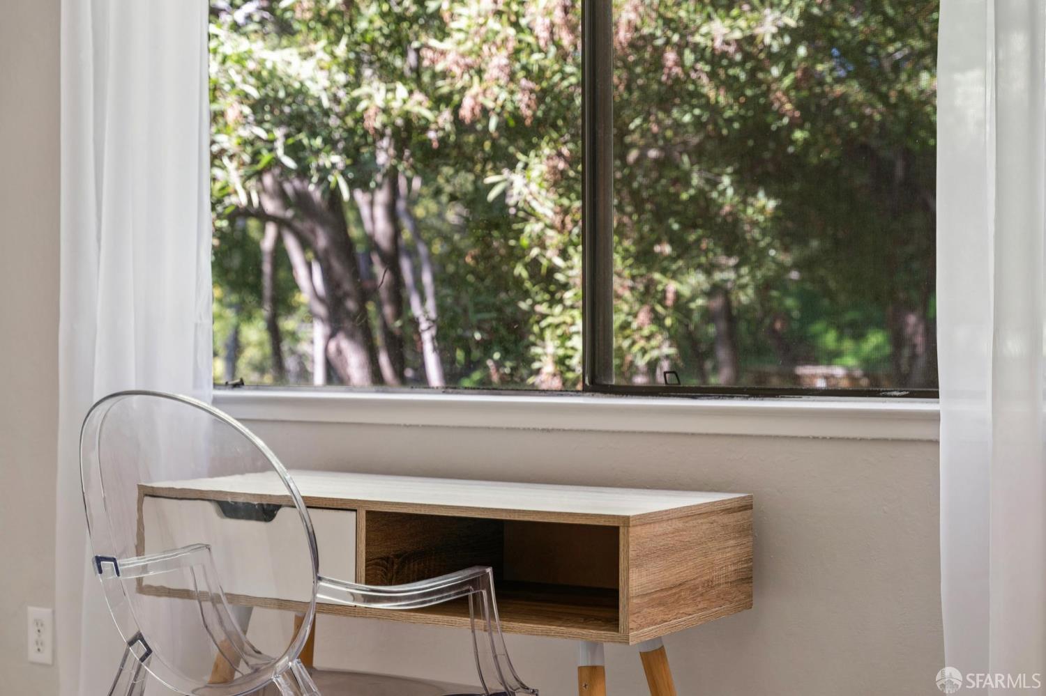 Detail Gallery Image 37 of 54 For 2545 Treeside Way, San Pablo,  CA 94806 - 2 Beds | 2/1 Baths