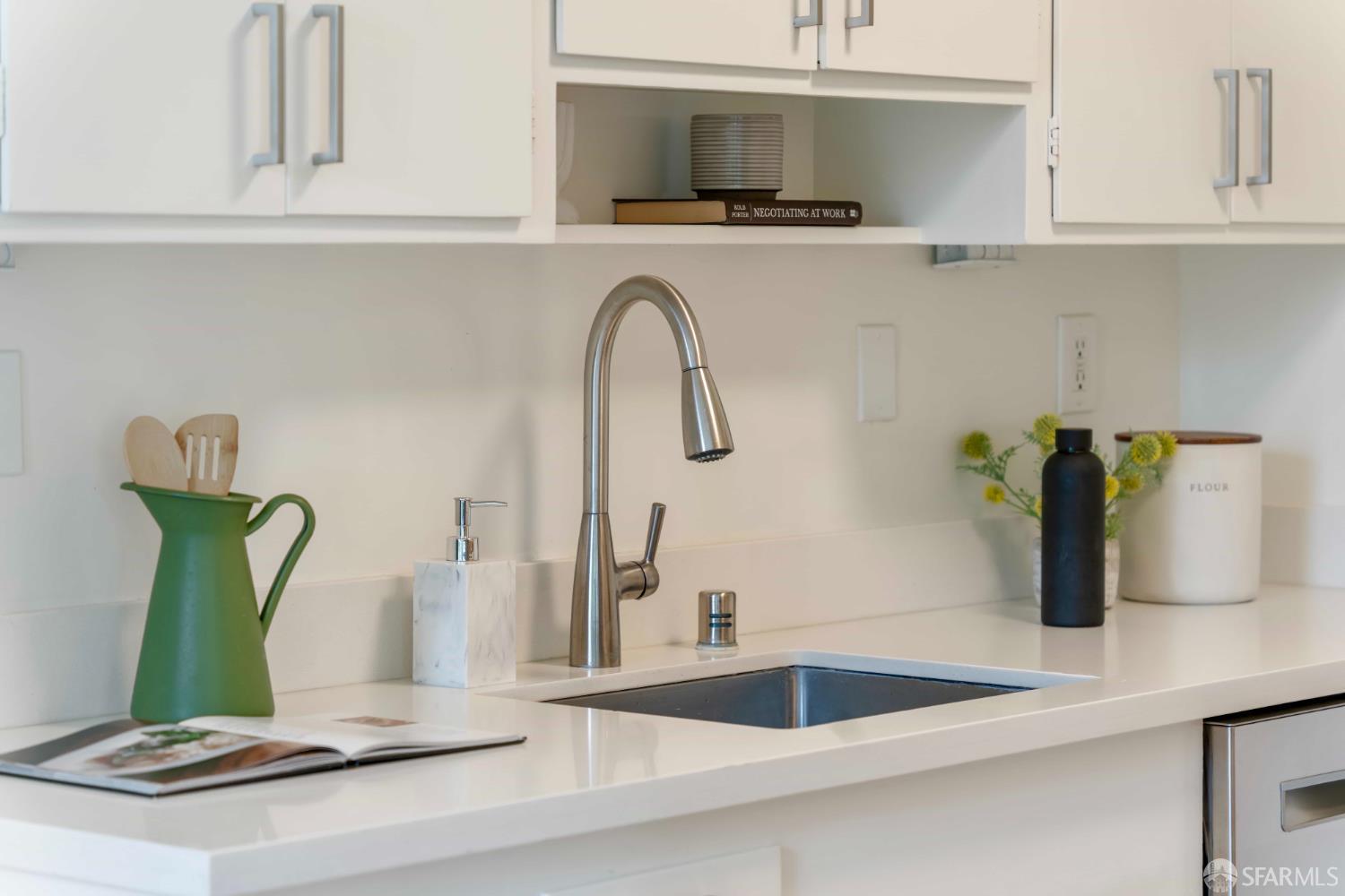 Detail Gallery Image 29 of 36 For 1734 Bay St #106,  San Francisco,  CA 94123 - 2 Beds | 1 Baths