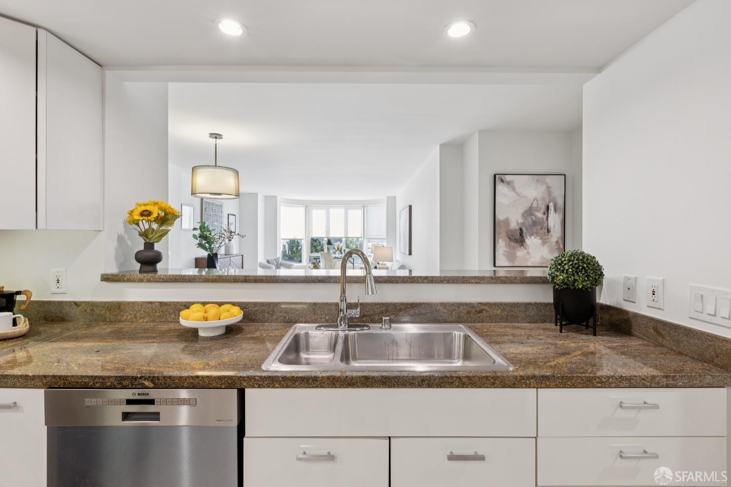 Detail Gallery Image 9 of 24 For 1438 Green St 3b,  San Francisco,  CA 94109 - 1 Beds | 1 Baths