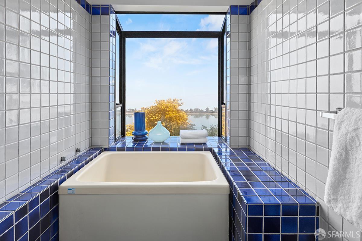 Detail Gallery Image 41 of 65 For 169 Tulare St, Brisbane,  CA 94005 - 4 Beds | 3 Baths