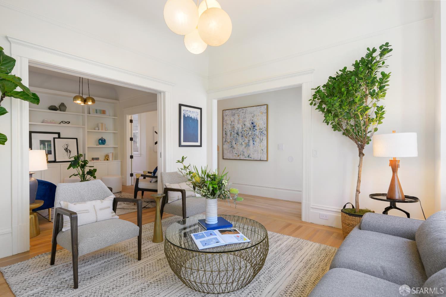 Detail Gallery Image 2 of 30 For 1159 Church St, San Francisco,  CA 94114 - 3 Beds | 3 Baths