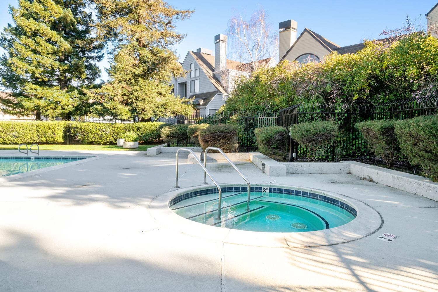 Detail Gallery Image 53 of 54 For 2545 Treeside Way, San Pablo,  CA 94806 - 2 Beds | 2/1 Baths