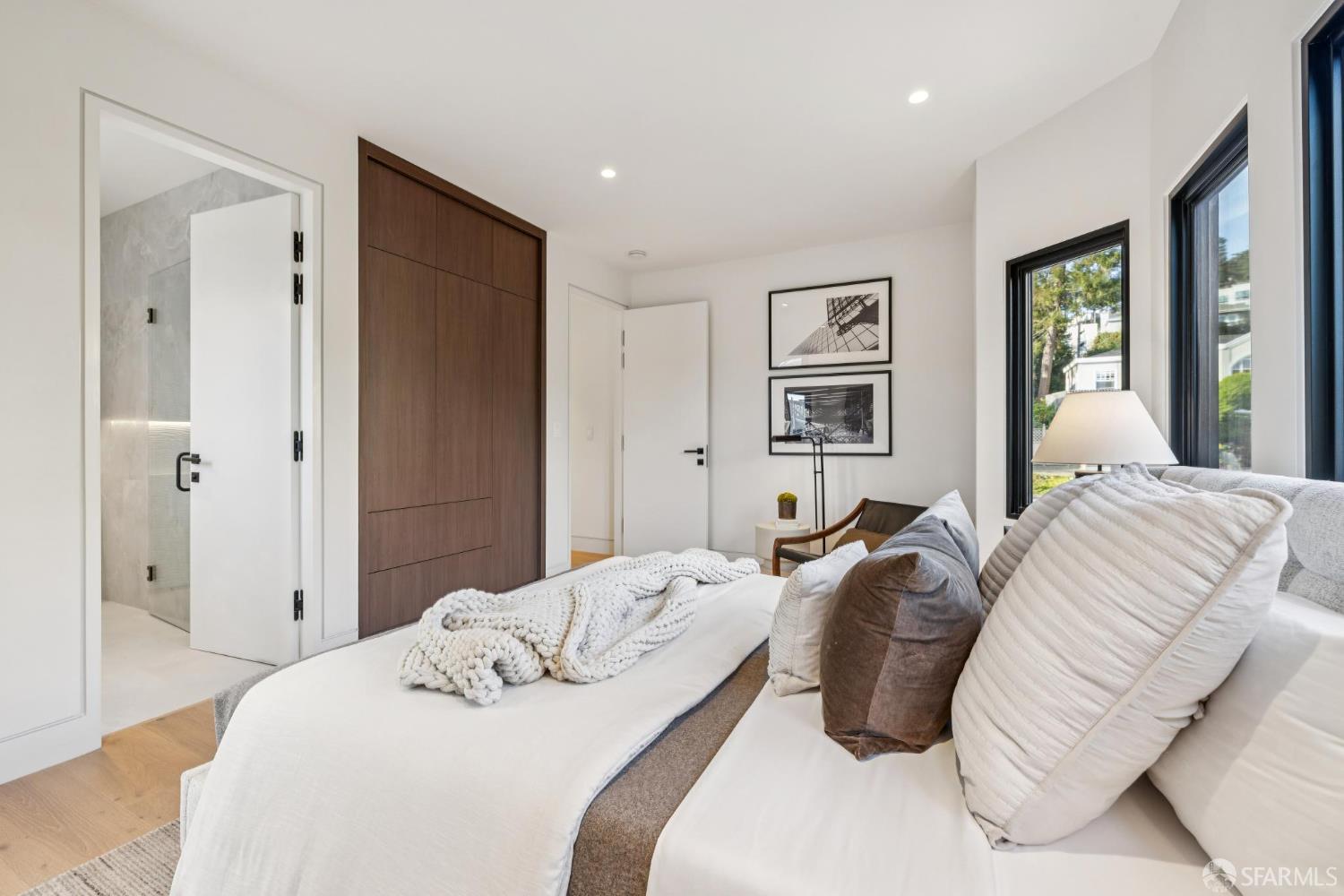 Detail Gallery Image 37 of 71 For 199 Brentwood Ave, San Francisco,  CA 94127 - 4 Beds | 4/1 Baths